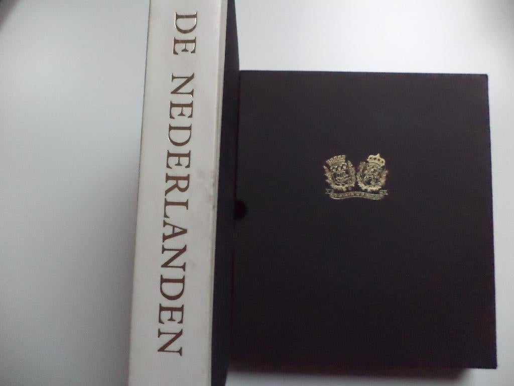 DE BOCK EUGENE DE NEDERLANDEN 1966 A Van Duinkerken hardback, Ophalen of Verzenden, Gelezen