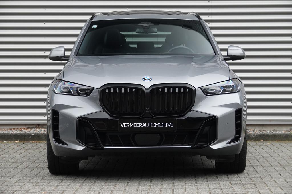 BMW X5 xDrive50e M-Sport | Pano | H&K | HUD | ACC | Inno Pak, Automaat, 12 maanden, Gebruikt, 2395 kg