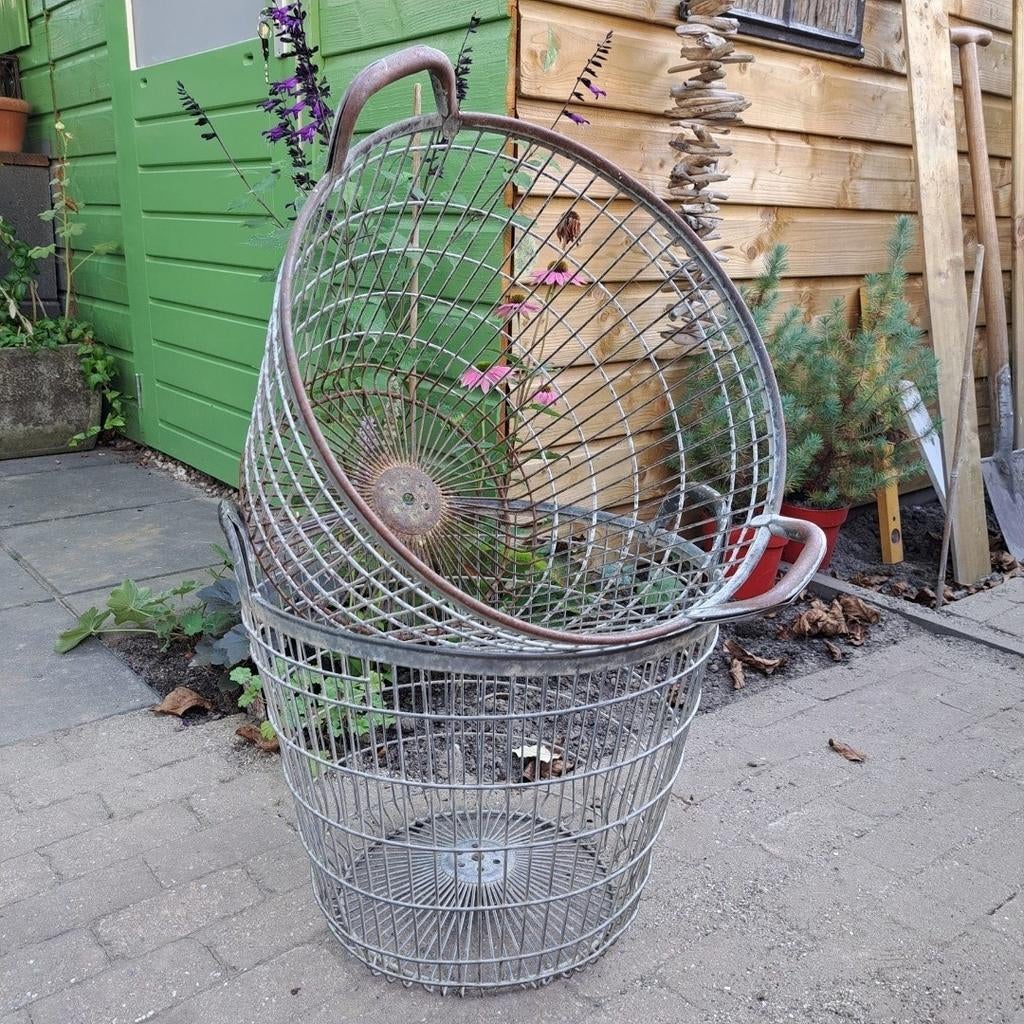 Originele oude oogstmand, aardappelmand, draadmand, mand., Ophalen of Verzenden