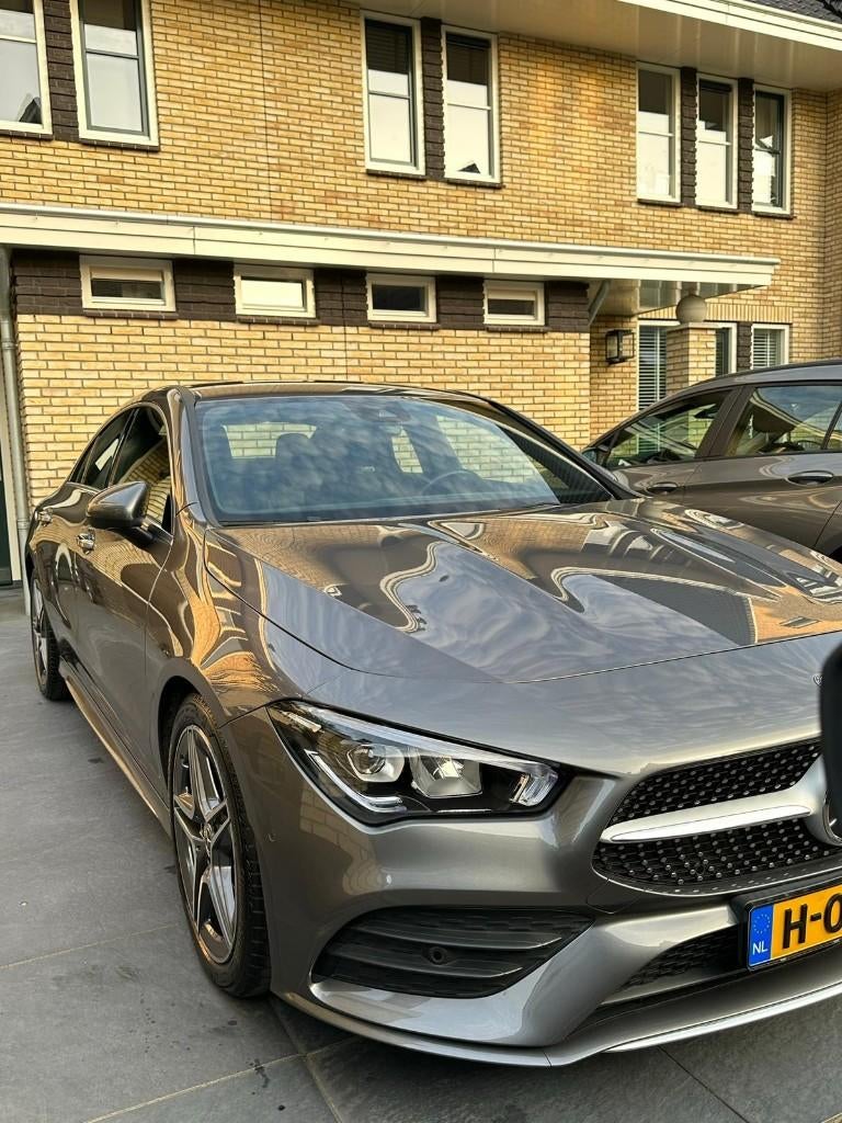 Mercedes-Benz CLA 180 AMG –Topstaat | ZEER LAGE KM|Coating, Auto's, CLA, 136 pk, Zwart, 4 cilinders