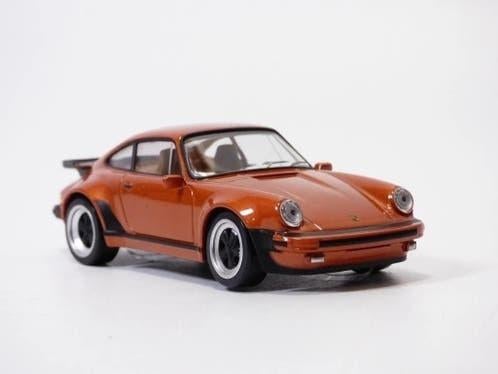 Porsche 911 - 930 Turbo Metallic Copper 1/43 - Norev