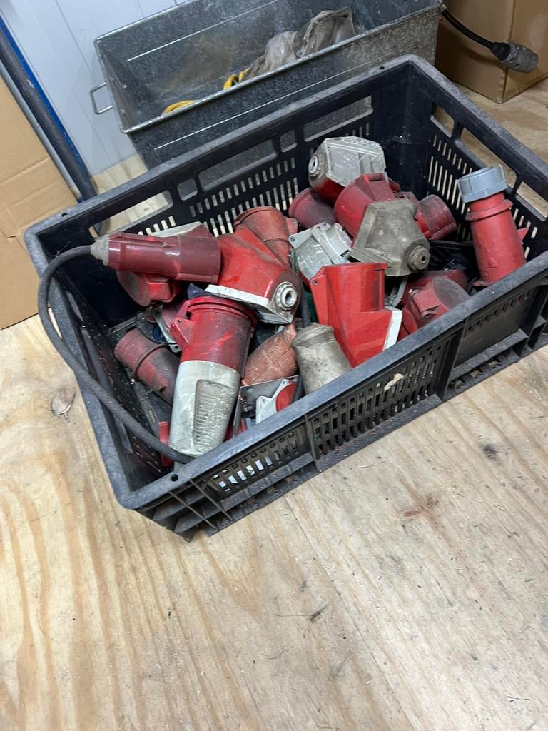 Krachtstroom stekkers 380 volt, Ophalen of Verzenden, Zo goed als nieuw, Stekker
