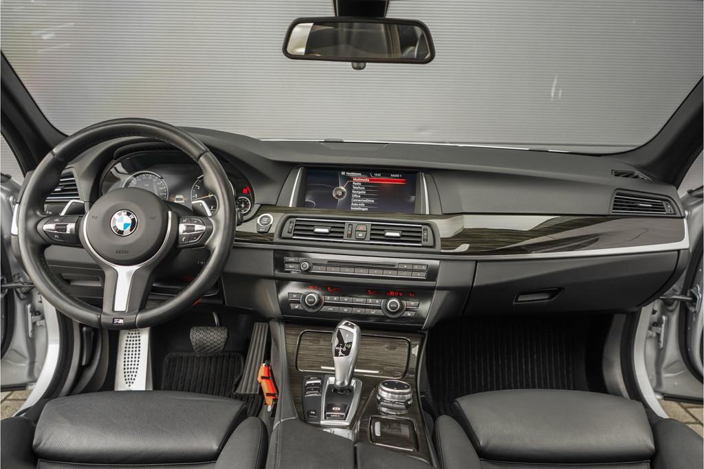 BMW 5 Serie 520i High Ex M-Pakket Schuifdak Leder 99.000 KM, 12 maanden, Gebruikt, 4 cilinders, Bedrijf