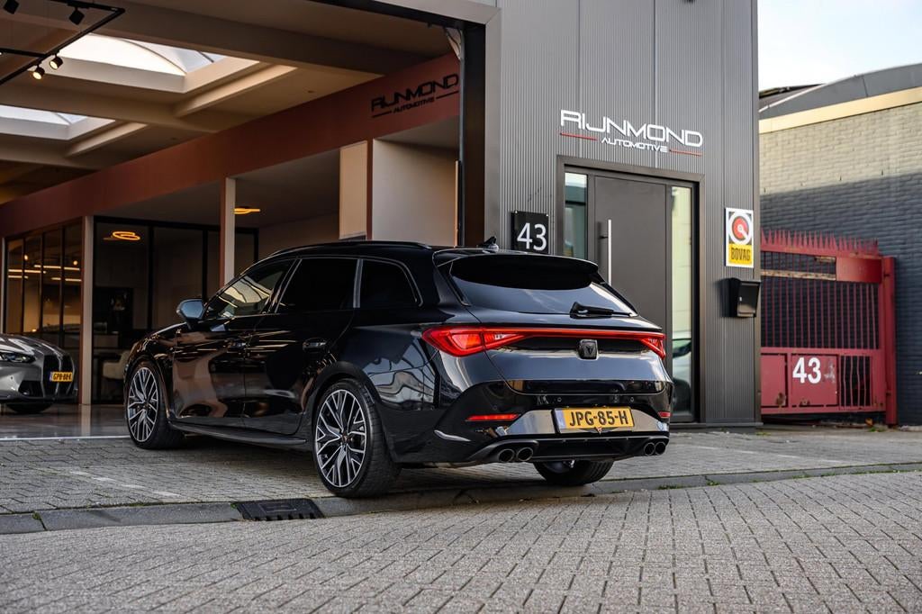 Cupra LEON SP |310PK|Pano|Memory-Seats|Camera|Dealer onderho, Gebruikt, 4 cilinders, 1984 cc, Leon