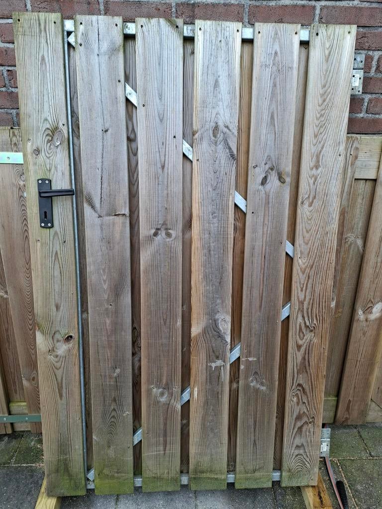 Schuttingdeur + poort, Ophalen, Minder dan 3 meter, Hout, 1 tot 2 meter
