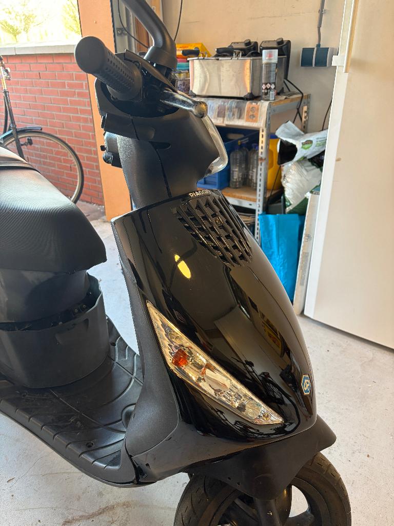 Piaggio Zip 125cc 2t Geel kenteken, Ophalen, Zo goed als nieuw, Tweetakt, Zip