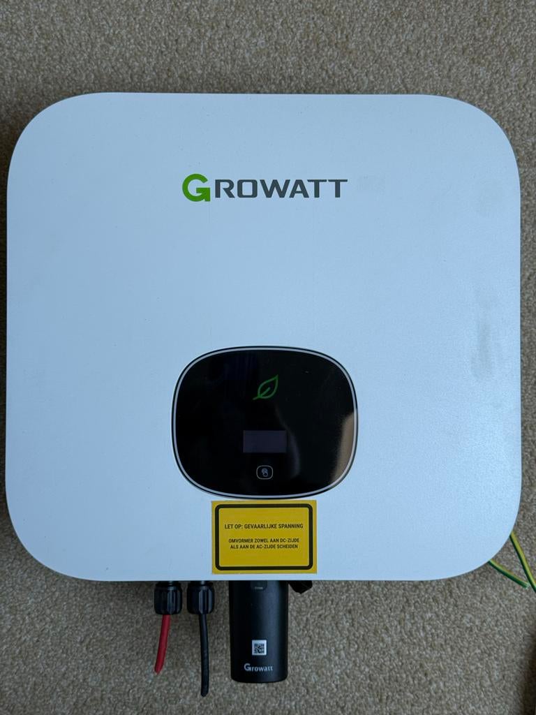 Growatt MIN 2500TL-XH Hybride Omvormer met ShineLanBox, Doe-het-zelf en Verbouw, Ophalen, Zo goed als nieuw, Compleet systeem