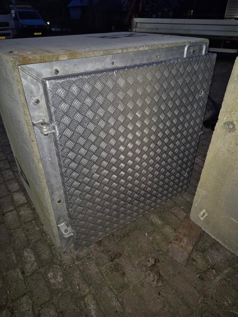 Rioolgemaal Pompput Persriool beton put, Doe-het-zelf en Verbouw, Buizen en Afvoer, Ophalen of Verzenden, Minder dan 2 meter, 80 mm of meer