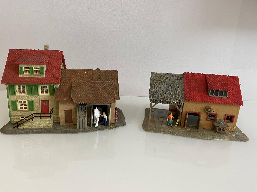 HO Faller 130276 B-276a & B-276b boerderij (285*4), Overige merken, Gebruikt, Gelijkstroom of Wisselstroom, Brug, Tunnel of Gebouw