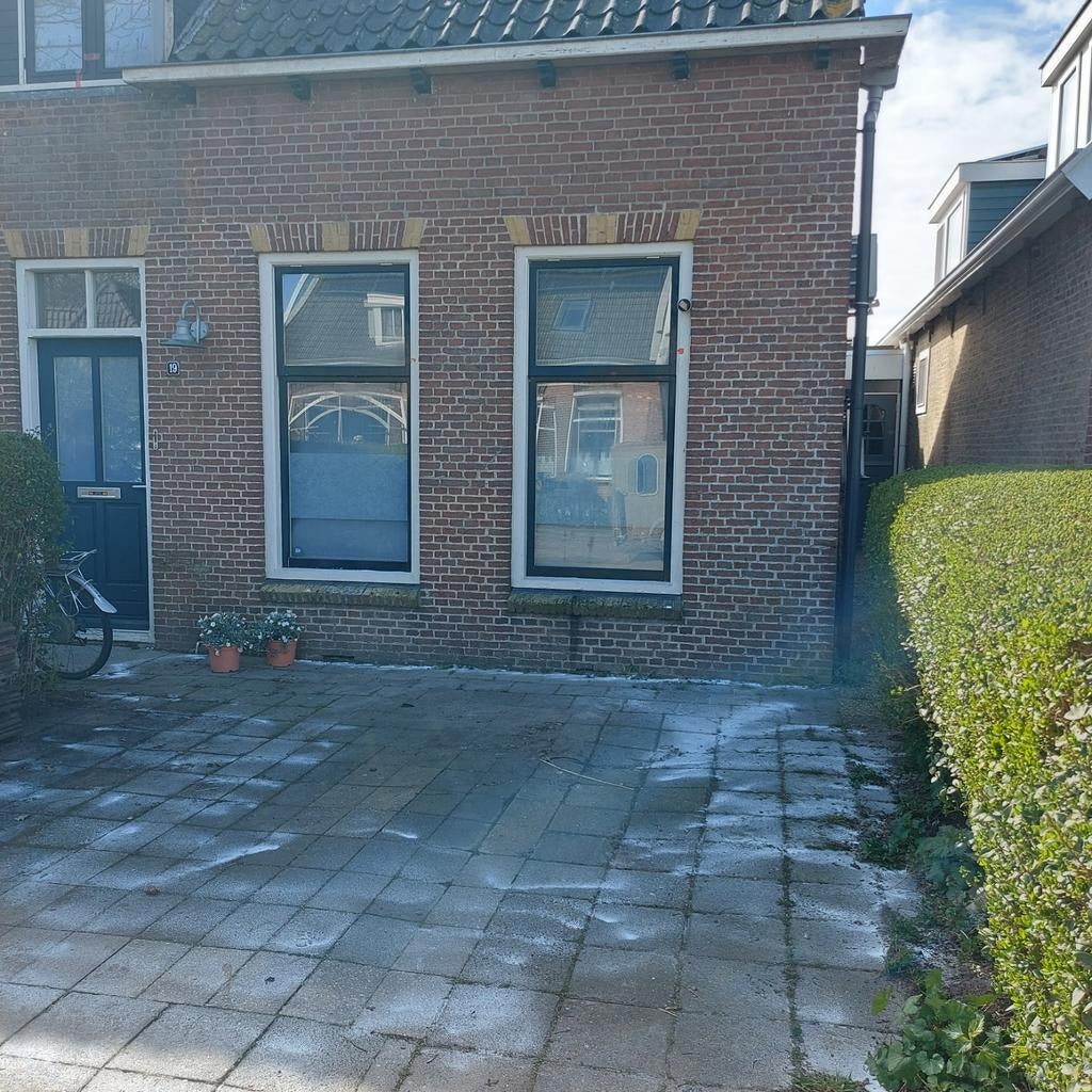 Aantrekkelijke woning te koop!, Idsegahuizum, Twee onder één kap, 3 kamers, Verkoop zonder makelaar