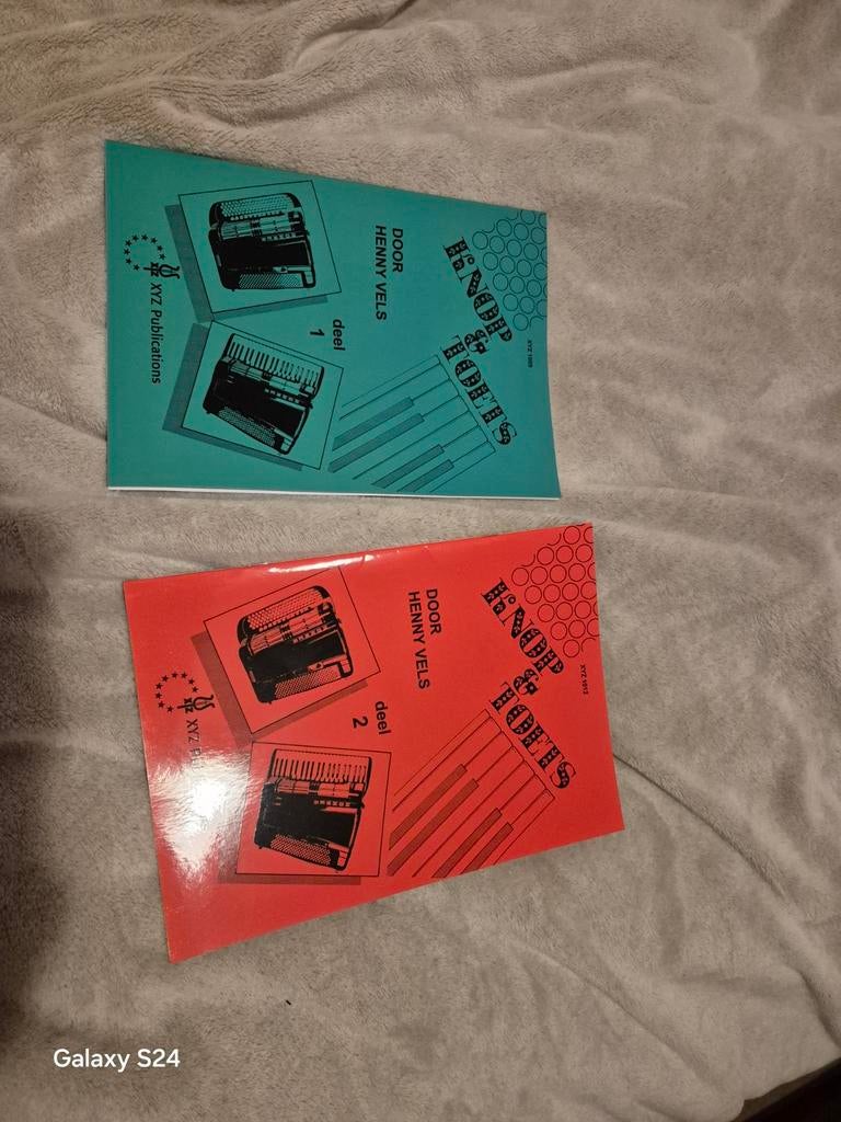 Knop en Toets deel 1+2 door Henny Vels (Amper gebruikt), Muziek en Instrumenten, Bladmuziek, Keyboard, Overige genres, Les of Cursus