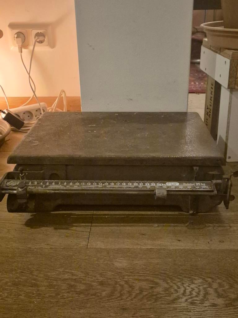 Ouderwetse Retro Vintage Weegschaal - Loedhte 25kg, Ophalen of Verzenden