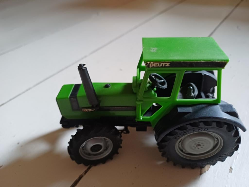 Miniatuur tractor Deutz DX110, Hobby en Vrije tijd, Modelauto's | 1:32, Ophalen of Verzenden, Tractor of Landbouw, Overige merken