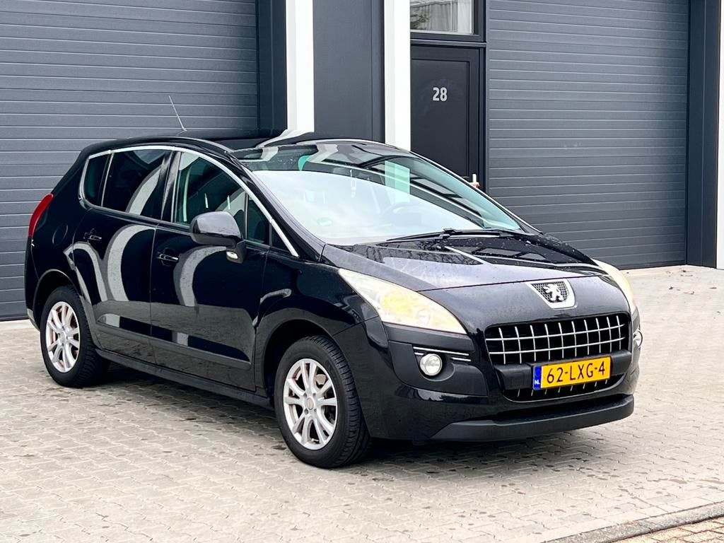 Peugeot 3008 1.6 VTI 2010 Zwart, Auto's, Voorwielaandrijving, 1374 kg, 4 cilinders, Zwart
