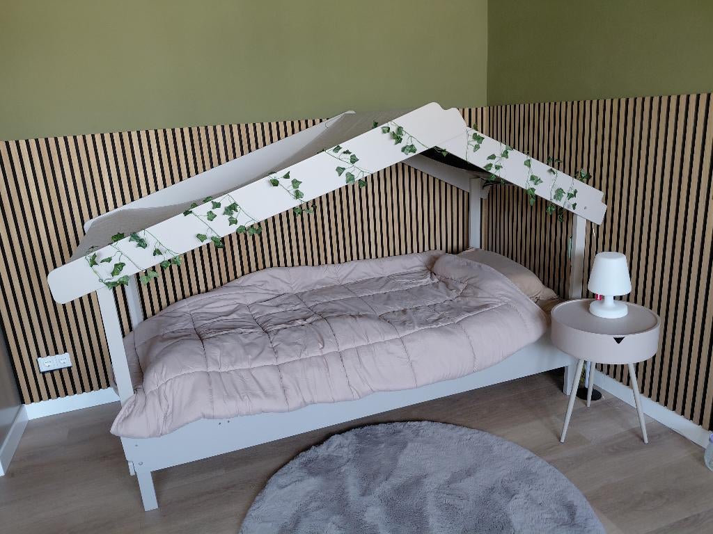 Kinderbed taupe met dakje zeer goede staat, Ophalen, 85 tot 100 cm, Gebruikt, Matras