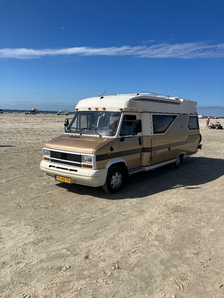 Hobby 600 camper benzine, bel.vrij!, Chemisch toilet, Standaard zit, Ringverwarming, Reservewiel