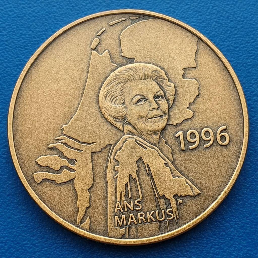 Penning Koningin Beatrix - Beatrix in de Kunst, Ans Markus, Verzenden, Overige materialen, Nederland