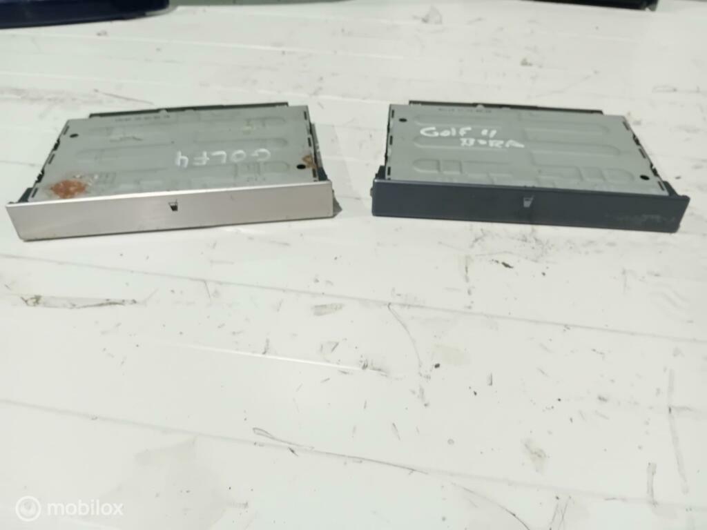 Bekerhouder Volkswagen Golf 4 1J0882533D, Ophalen of Verzenden, Gebruikt