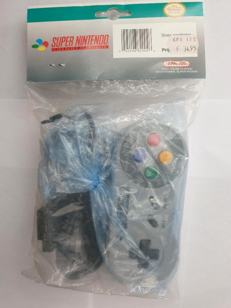SUPER NINTENDO SNES controller NIEUW, 1 speler, Racen en Vliegen, Nieuw, Ophalen of Verzenden