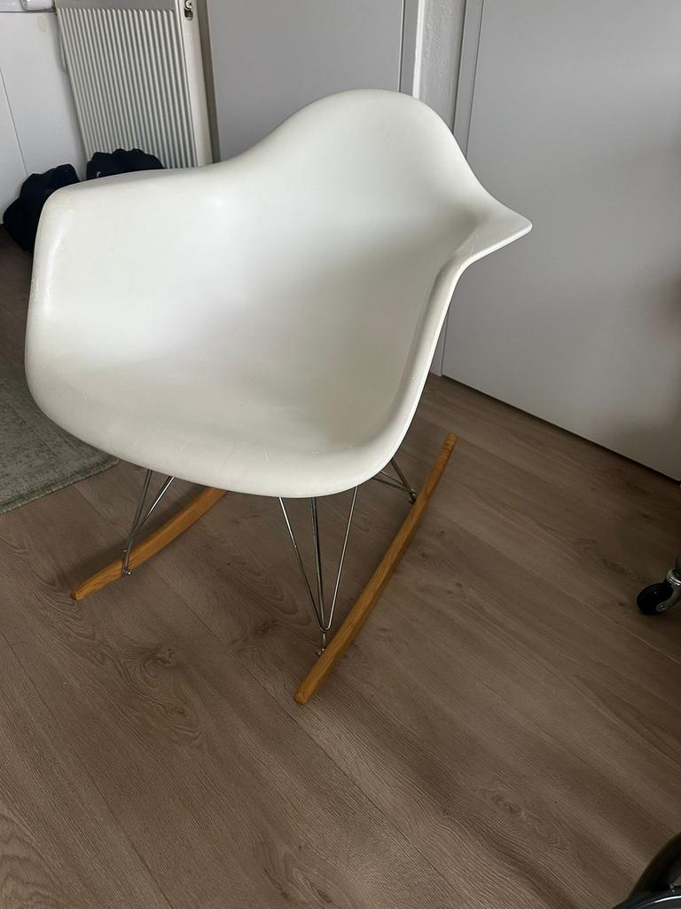 Schommelstoel wit, Huis en Inrichting, Stoelen, Ophalen, Gebruikt, Wit, Eén