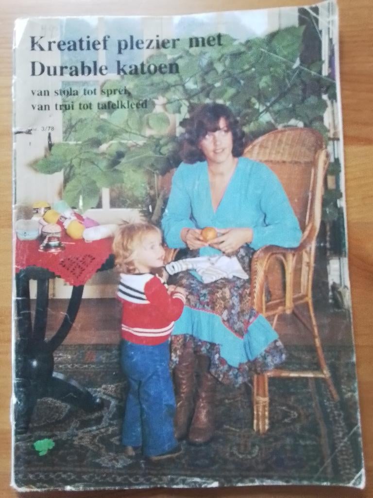 Kreatief plezier met durable katoen Rug wel iets beschadigd, Ophalen of Verzenden, Zo goed als nieuw, Haken, Patroon of Boek