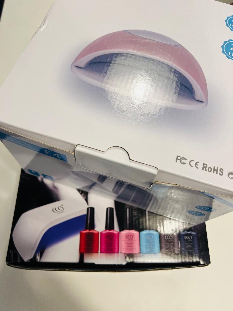 CCO LED/UV LAMP NAGELS met ACCESSOIRES, Wit, Ophalen of Verzenden, Zo goed als nieuw, Handen en Nagels