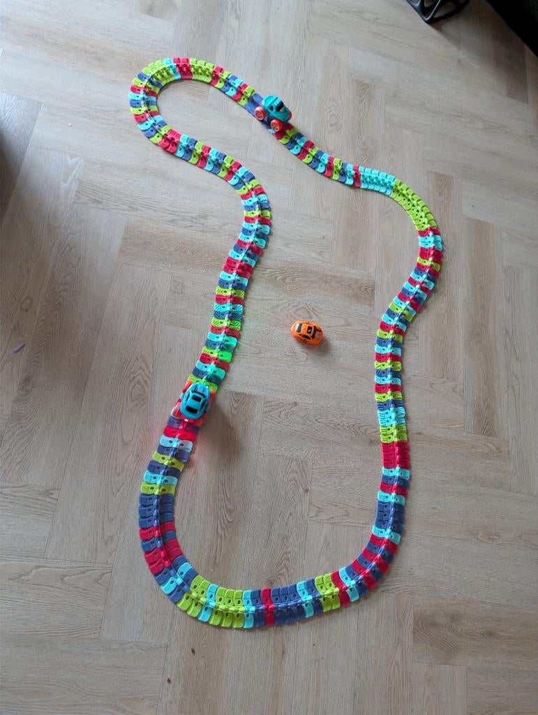 Flexibele autobaan met auto's op batterijen, Overige merken, Racebaan, Zelf te bouwen, Ophalen of Verzenden