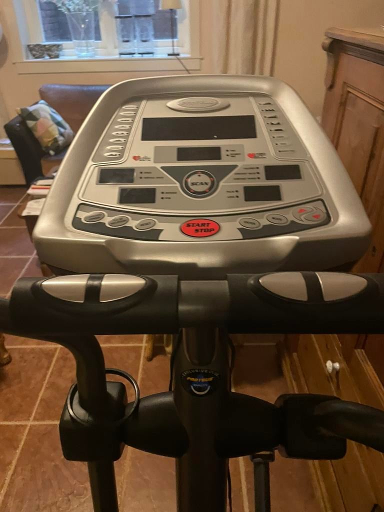 Proteus crosstrainer, Ophalen, Zo goed als nieuw, Crosstrainer