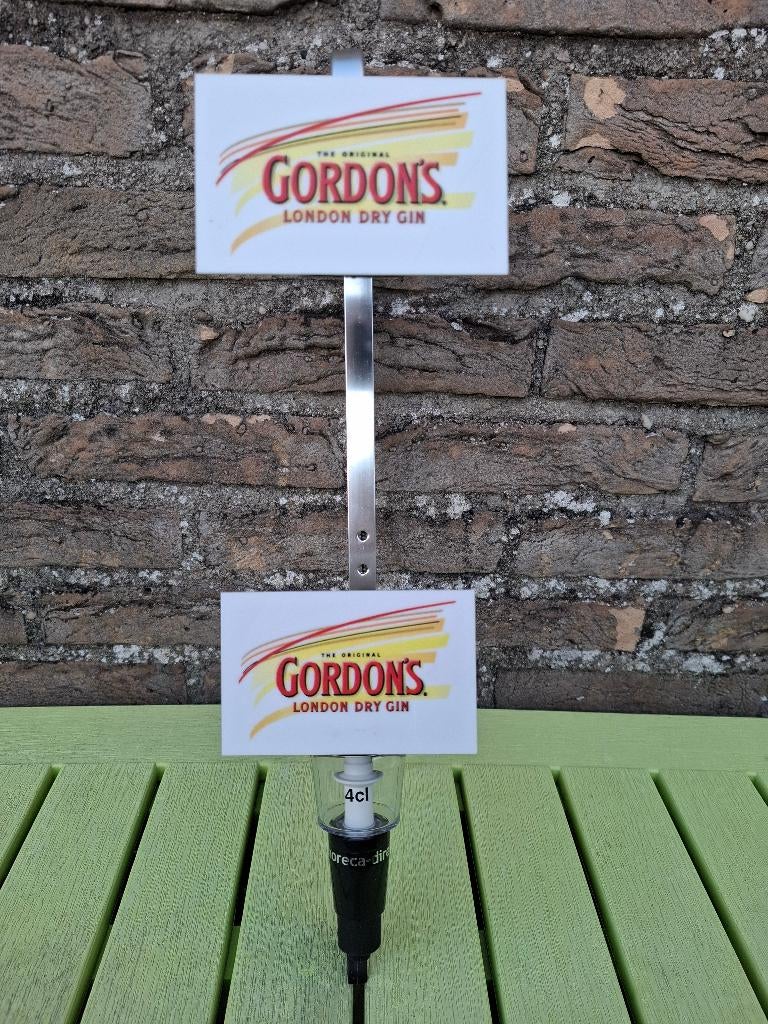 Gordon's Gin flessenhouder / dispenser met doseur, Verzamelen, Ophalen of Verzenden, Nieuw, Gebruiksvoorwerp