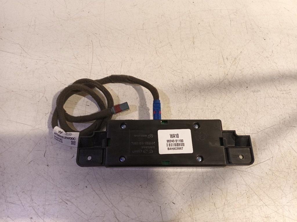 Antenne Hyundai Santa Fe, Ophalen of Verzenden, Van der Ven Autorecycling B.V., Onderdelen@venauto.nl, Ettenseweg 76, 4706 PB Roosendaal, The Netherlands