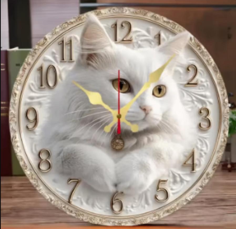 Ronde wandklok van hout analoge Witte Kat (25cm), Huis en Inrichting, Woonaccessoires | Klokken, Ophalen of Verzenden, Nieuw, Wandklok