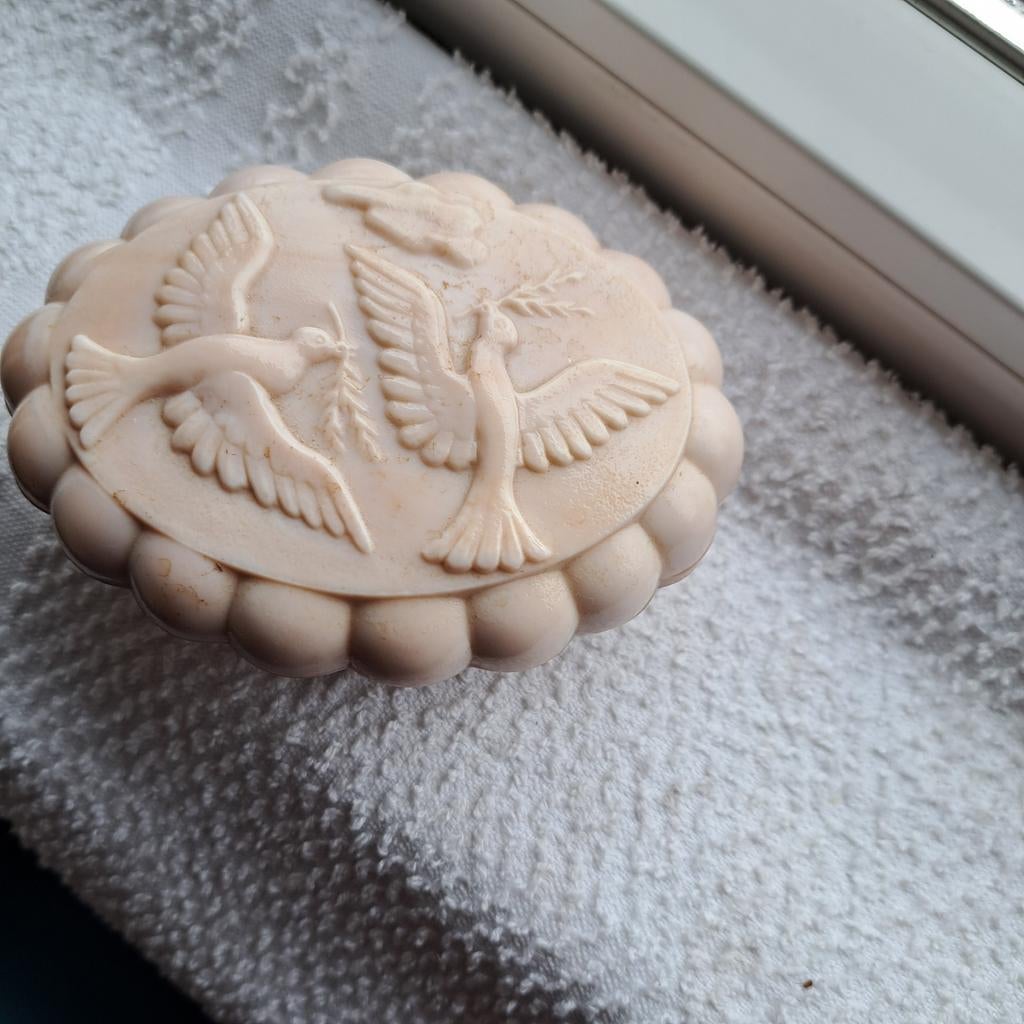 Vintage Zeepdoosje met Duiven, Antiek en Kunst, Ophalen of Verzenden