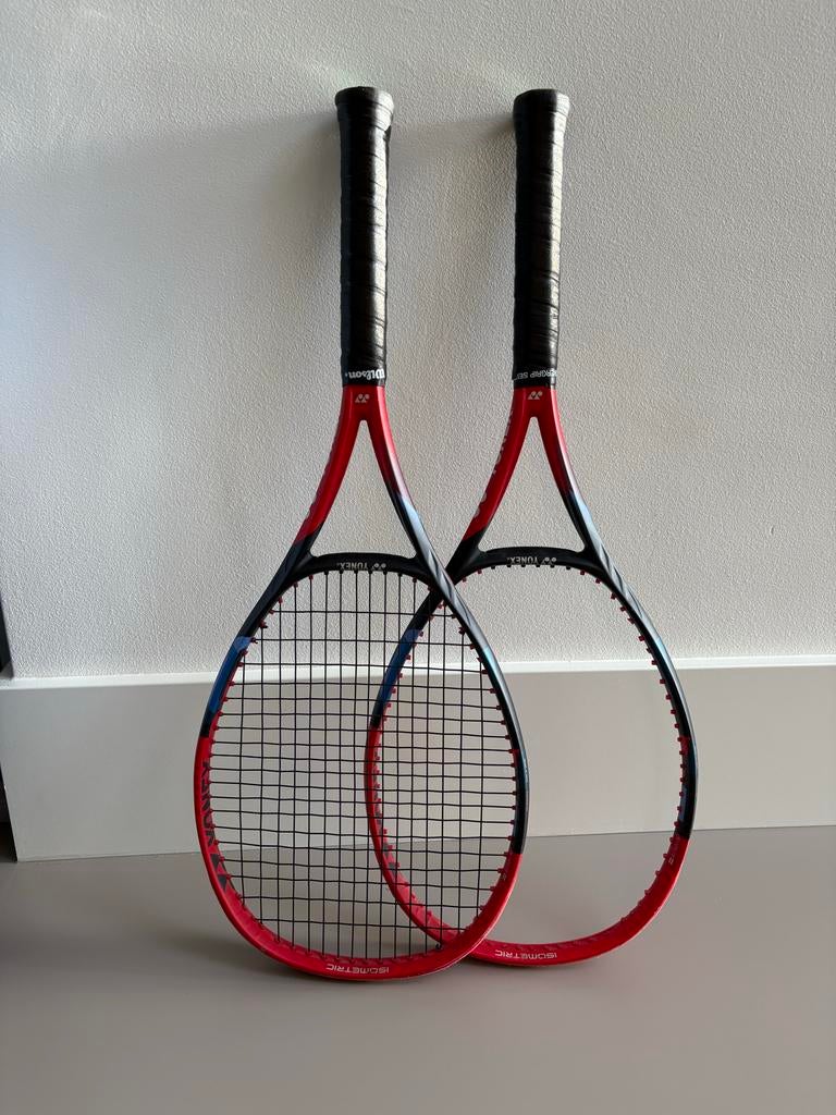 Yonex Vcore 100 rackets + tas, Gebruikt, L1, Racket, Ophalen