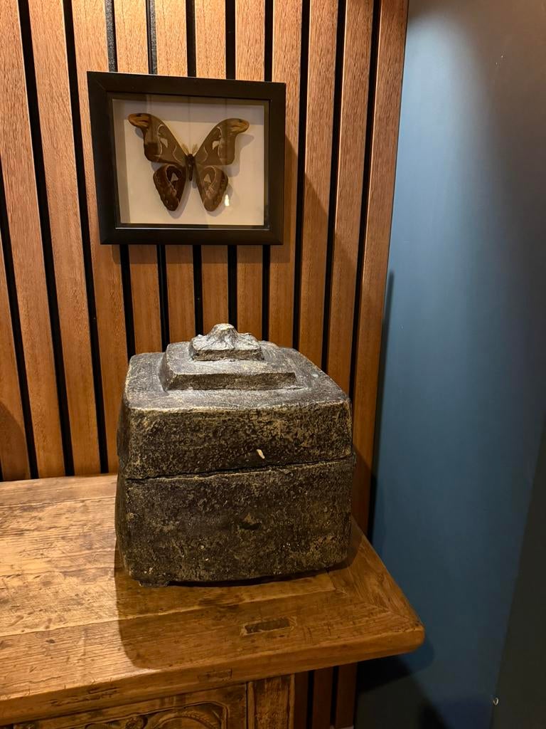 Oude pot met deksel india, Overige materialen, Minder dan 50 cm, -, -