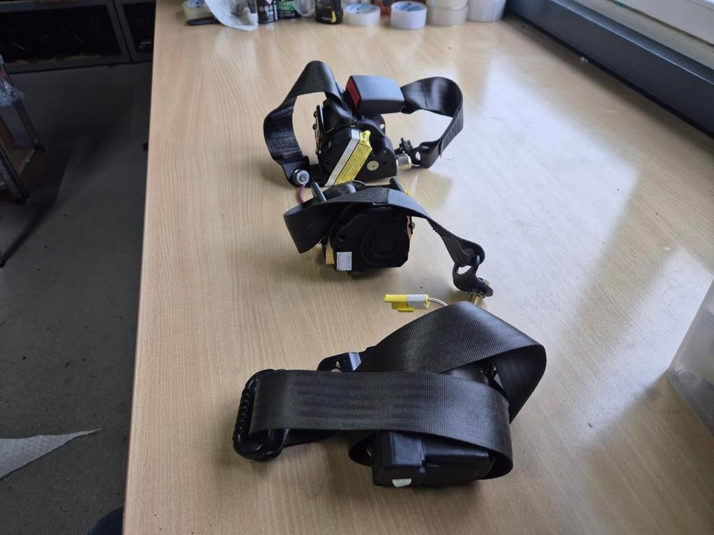 Maserati Quattroporte V M139 Gordels - Links, Rechts, Achter, Maserati, Ophalen of Verzenden, Viale Ciro Menotti 322, 41121 Modena, Italy