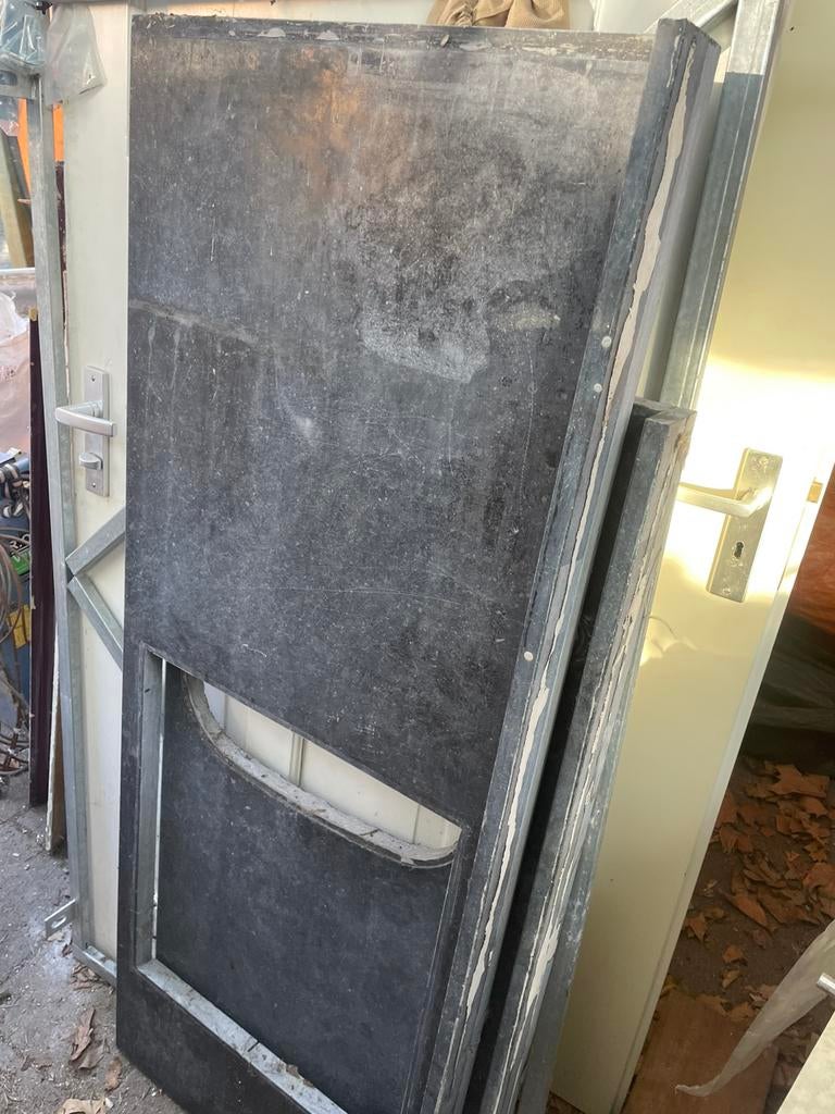 Hardsteen aanrechtblad. Belgisch hardsteen, Ophalen, Gebruikt