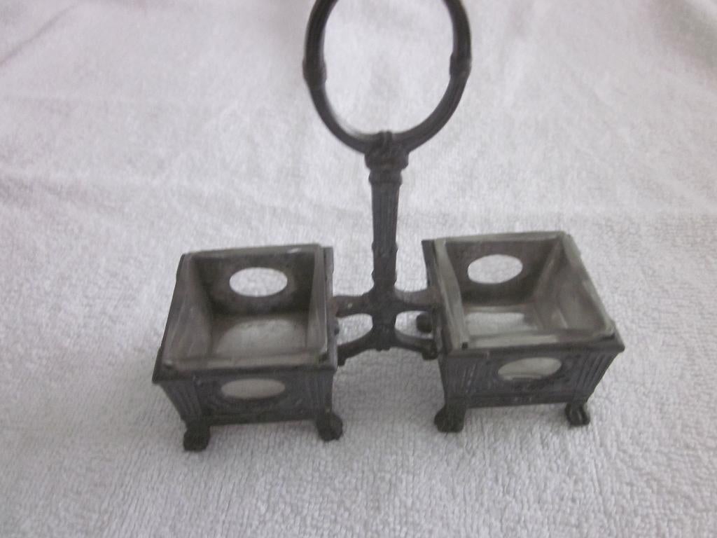 Tinnen zoutstelletje me glazen bakjes ., Antiek en Kunst, Antiek | Tin, Ophalen of Verzenden