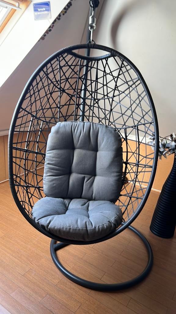 Ei stoel, Ophalen of Verzenden, Zo goed als nieuw