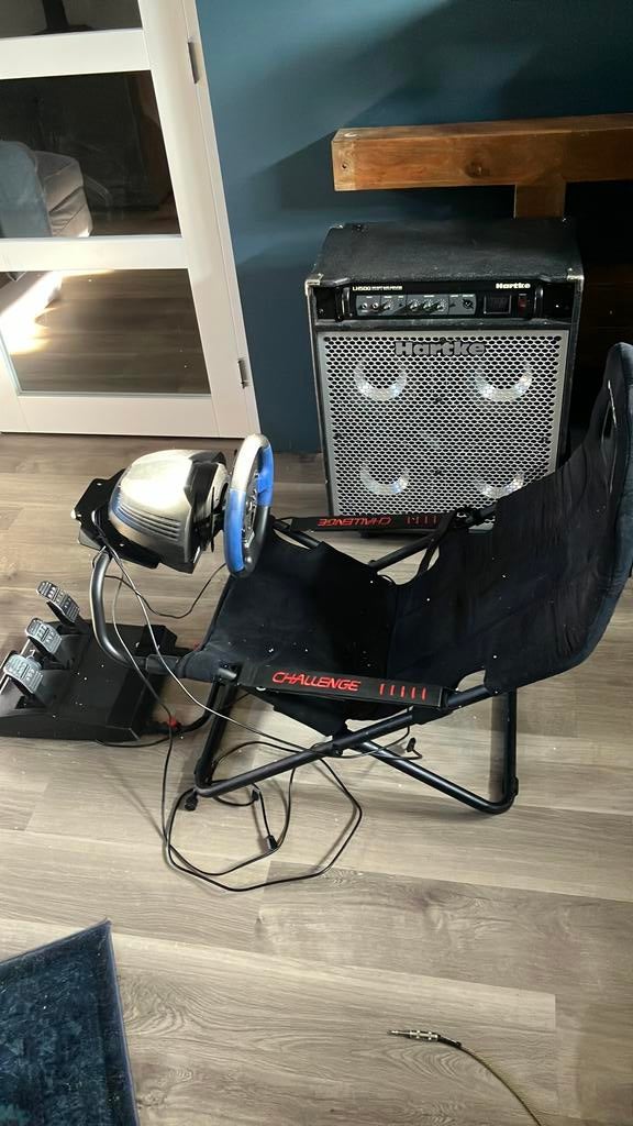 T150 Thrustmaster + opvoudbare, verstelbare playseat, Ophalen, Zo goed als nieuw