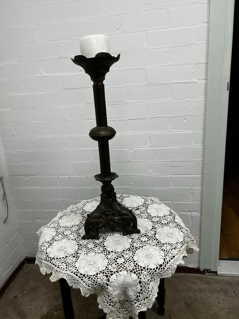 Antieke Bronzen Kandelaar - Elegant en Decoratief 70 cm, Antiek en Kunst, Antiek | Kandelaars, Ophalen, Koper of Brons