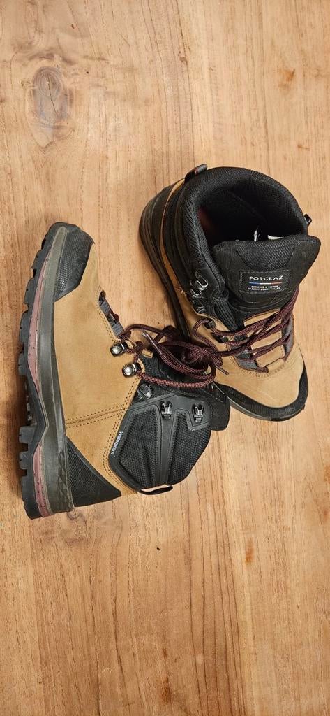 Midhoge wandelschoenen Forclaz maat 37, Ophalen of Verzenden, Zo goed als nieuw, Schoenen