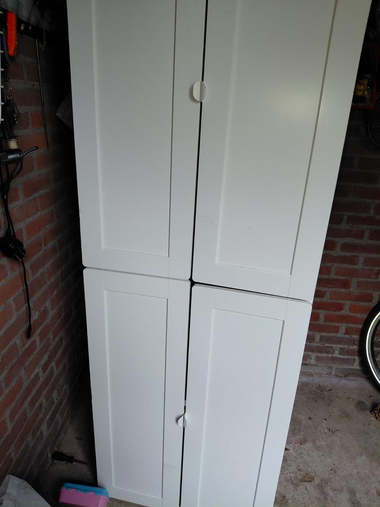 Kledingkast, Ophalen
