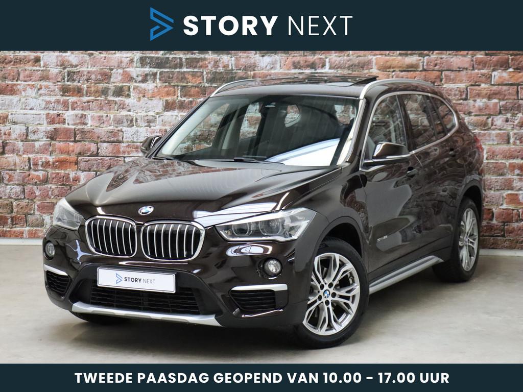 BMW X1 sDrive18i Executive xLine Automaat / Panoramadak / Cr, 136 pk, Euro 6, Bruin, Leder en Stof