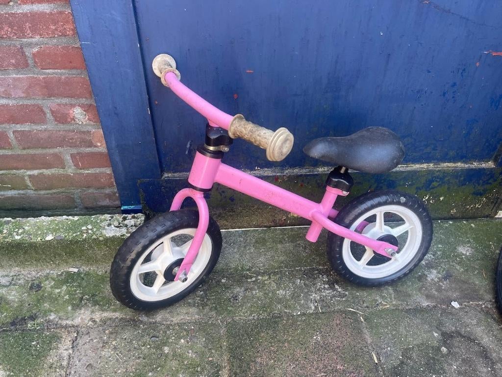 Leuke roze loopfiets, Ophalen of Verzenden, Gebruikt, Loopfiets
