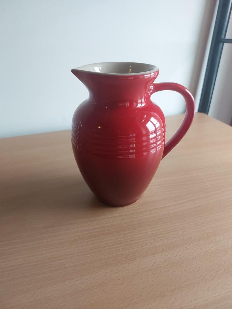 Le Creuset karaf Cerise / rood, Ophalen of Verzenden, Gebruikt