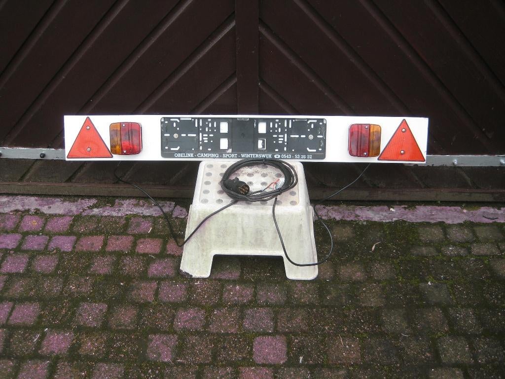 te koop aluminium lichtbalk met nieuwe achterlichten, Ophalen, Nieuw