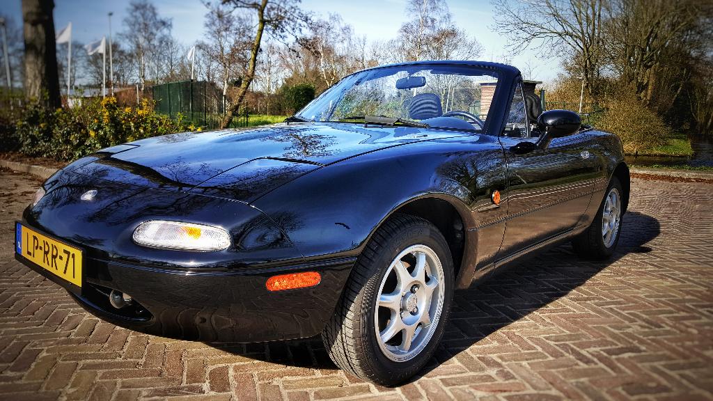 Mazda MX-5 1.8 E2 1995 Zwart, Auto's, Zwart, 4 cilinders, Cabriolet, Zwart