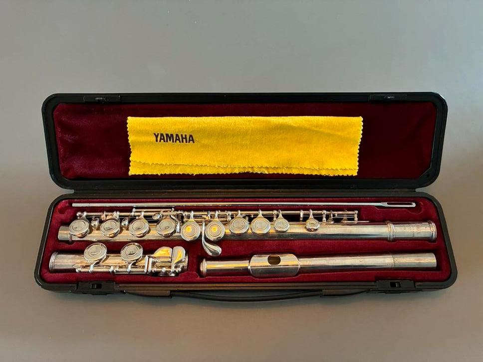 Dwarsfluit Yamaha 211S 1988, Muziek en Instrumenten, Blaasinstrumenten | Dwarsfluiten en Piccolo's, Ophalen of Verzenden, Zo goed als nieuw