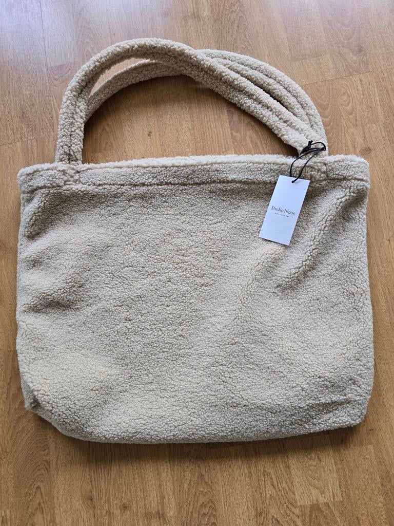 Studio Noos teddy mom bag nieuw, Sieraden, Tassen en Uiterlijk, Tassen | Damestassen, Ophalen, Nieuw, Overige kleuren, Shopper