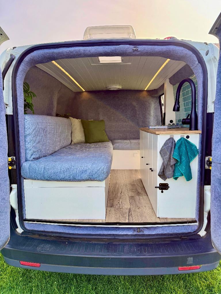 Fiat Doblo Minicamper Benzine | Buscamper en dagelijkse auto, Buscamper of Camperbus, Koelkast, Fiat, Tot en met 2